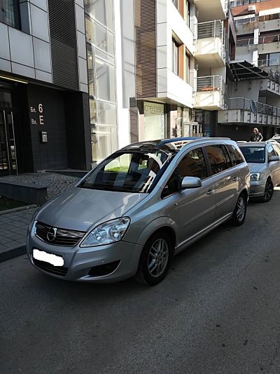 zafira1_opt.jpg